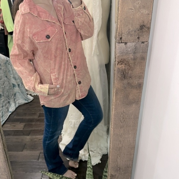 Zenana trendy Button-Up shirt boho size small with pockets - Picture 3 of 8